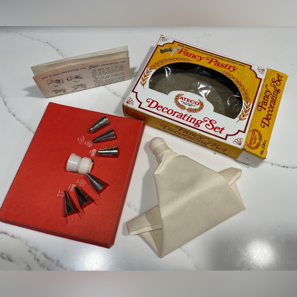 Ateco Vintage Cake/Cookie Decorating Set